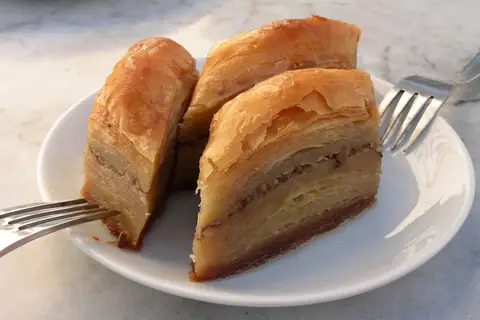Charlies Cakery photo 1
